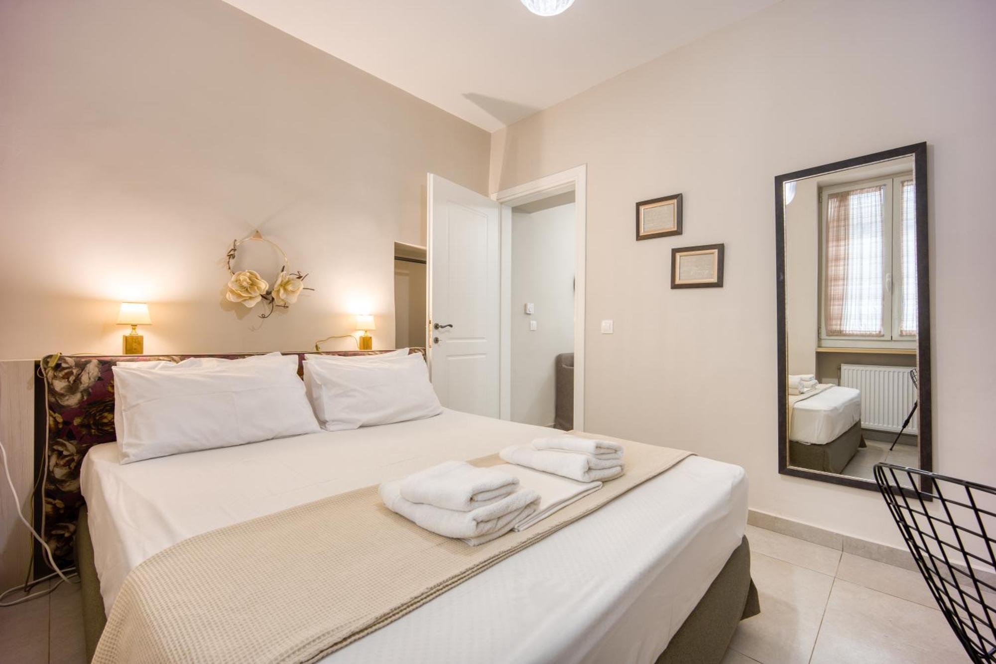 Ferienwohnung Pagrati/Hilton Area, Bentzi Athen Exterior foto